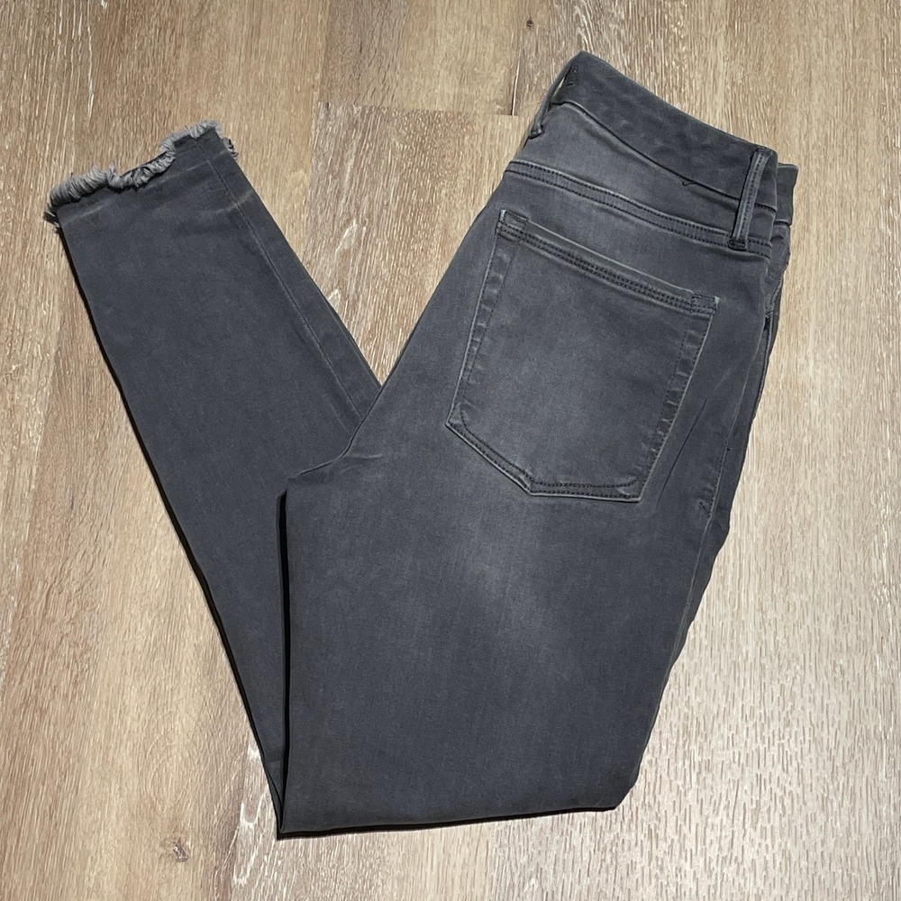 Good American Good Legs Crop High Rise Distressed Fray Hem Gray Jeans Size 10/30